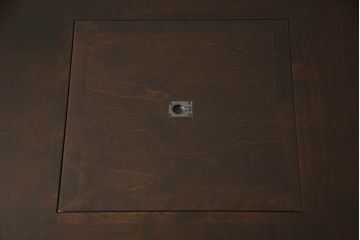 中古　北海道民芸家具　和モダンな空間づくりにおすすめの小振りな座炉付テーブル(囲炉裏、関西火鉢、長火鉢、木製火鉢、座卓、ローテーブル)(定価約34万円)(R-060555)