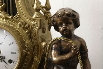 中古　美品　高級品　イタリア　FARBEL　Imperial(インペリアル)　六本木アピス取り扱い　真鍮製　ゼンマイ式置時計(置き時計、ディスプレイ)(R-060556)