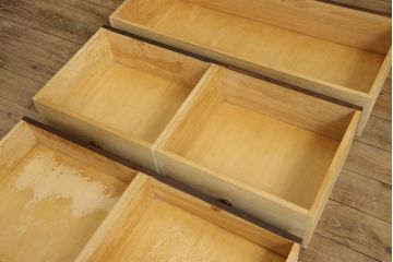 中古　美品　北海道民芸家具　和洋どちらにも合うシックなサイドボード(引き出し、サイドチェスト)(R-060565)