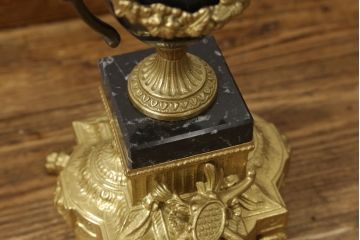 中古　美品　高級品　イタリア　FARBEL　六本木アピス取り扱い　ラグジュアリーな空間を演出する真鍮製キャンドルスタンド2本セット(燭台、ろうそく立て)(R-060567)