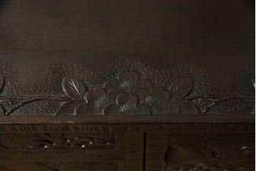 和製ビンテージ ヴィンテージ家具　伝統工芸　軽井沢彫り　細部まで施された満開の桜の彫刻が美しいドレッシングチェスト(ドレッサー、引き出し、鏡台)(R-060573)