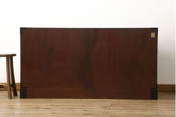 中古　美品　欅産業　凝ったつくりの大振りの金具が目を惹く仙台箪笥サイドボード(サイドチェスト、ローチェスト、収納箪笥、衣装箪笥、引き出し)(R-060574)