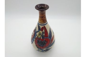 新垣薫作　壺屋焼　ダイナミックで鮮やかな魚文の花瓶(琉球陶器)(R-060585)