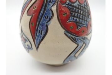 新垣薫作　壺屋焼　ダイナミックで鮮やかな魚文の花瓶(琉球陶器)(R-060585)