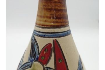 新垣薫作　壺屋焼　ダイナミックで鮮やかな魚文の花瓶(琉球陶器)(R-060585)