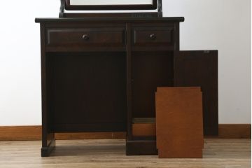 中古　北海道民芸家具　和モダンなデザインが和洋どちらのお部屋にも取り入れやすいドレッサーとスツールのセット(鏡台)(R-060590)