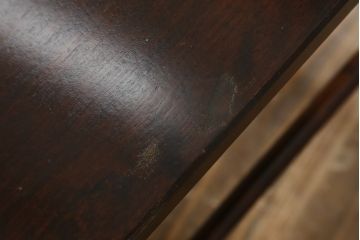 中古　北海道民芸家具　和モダンなデザインが和洋どちらのお部屋にも取り入れやすいドレッサーとスツールのセット(鏡台)(R-060590)