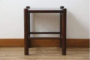 中古　北海道民芸家具　和モダンなデザインが和洋どちらのお部屋にも取り入れやすいドレッサーとスツールのセット(鏡台)(R-060590)
