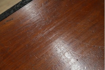 和製アンティーク　前面欅(ケヤキ)材　細部まで手の込んだつくりが魅力的な佐渡船箪笥　(R-060599)