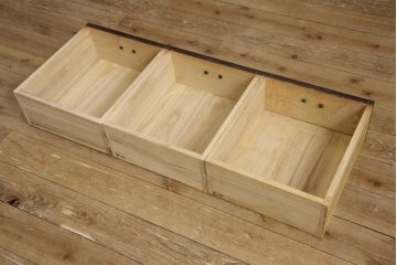 中古　前面栗材　上質な和の空間を演出する水屋箪笥(食器棚、カップボード、茶箪笥、戸棚、収納棚)(R-060601)