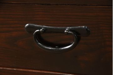 中古　前面栗材　上質な和の空間を演出する水屋箪笥(食器棚、カップボード、茶箪笥、戸棚、収納棚)(R-060601)