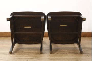 中古　北海道民芸家具　HM645　背板の波打つようなデザインが上品なラダーバックチェア2脚セット(椅子、ダイニングチェア、板座チェア)(R-060602)