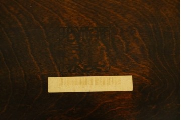 中古　北海道民芸家具　HM645　背板の波打つようなデザインが上品なラダーバックチェア2脚セット　(R-060602)