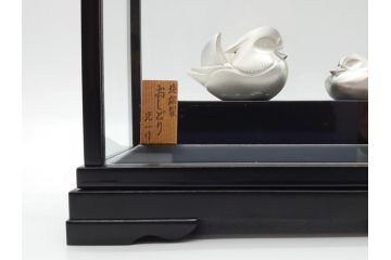 光一作　ころんとしたかわいい姿に癒される!　おしどりの置物　純銀製　ケース付き　オブジェ(R-060608)