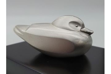 光一作　ころんとしたかわいい姿に癒される!　おしどりの置物　純銀製　ケース付き　オブジェ(R-060608)