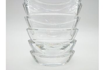 フランス　バカラ　Baccarat　ココ　小振りでも存在感のあるフラワーベース(花瓶、フルレッドクリスタルガラス、箱なし、COCO)(R-060613)