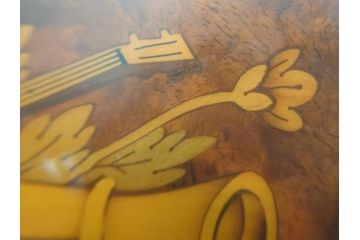 スイス製　REUGE　楽器と花のデザインが上品なリュージュ社のオルゴール　3曲72弁(CH3/72)(R-060615)