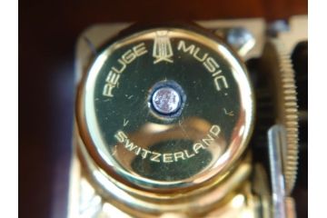 スイス製　REUGE　楽器と花のデザインが上品なリュージュ社のオルゴール　3曲72弁(CH3/72)(R-060615)