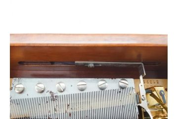 スイス製　REUGE　楽器と花のデザインが上品なリュージュ社のオルゴール　3曲72弁(CH3/72)(R-060615)