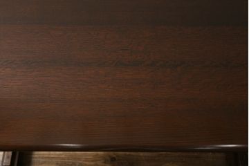 イギリスアンティーク　オーク材　シンプルなデザインが取り入れやすいダイニングテーブル(2人掛け、4人掛け)(R-060622)