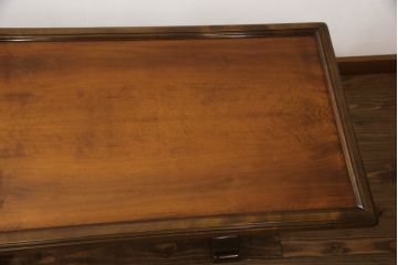 中古　美品　バロッサバレンティ(VARO,S.A. VALENTI)　挽き物加工の脚が存在感バツグンのセンターテーブル(リビングテーブル、ローテーブル)(R-060626)