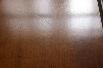 中古　美品　バロッサバレンティ(VARO,S.A. VALENTI)　挽き物加工の脚が存在感バツグンのセンターテーブル(リビングテーブル、ローテーブル)(R-060626)