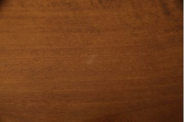中古　美品　バロッサバレンティ(VARO,S.A. VALENTI)　挽き物加工の脚が存在感バツグンのセンターテーブル(リビングテーブル、ローテーブル)(R-060626)