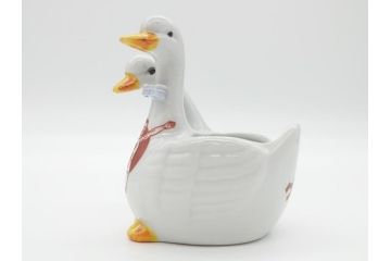 昭和レトロ　グリコ灰皿　アヒル小物入れ　ニッポンビール灰皿　キリン栓抜き　昔懐かしい雰囲気のノベルティグッズ合計4点セット(R-060657)