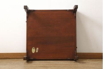 中古　美品　松本伝統　指物工芸家具　漆塗り　総欅(ケヤキ)材の杢目が美しい引き出し付き座卓(ローテーブル)(R-060659)