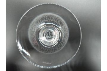 フランス　バカラ　Baccarat　ローハン　蔓草模様が全面に施された優雅なデザイン!　グラス2点セット(ワイン、リキュール、フルレッドクリスタルガラス)(R-060665)
