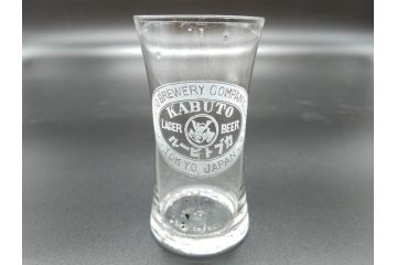 戦前　当時物　カブトビールのロゴがクールな鼓型グラス(和ガラス、コップ)(R-060666)