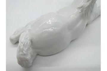 マイセン　MEISSEN　繊細さを感じる美しい白磁人形　伏せる馬(フィギュリン、オブジェ、箱なし)(R-060671)