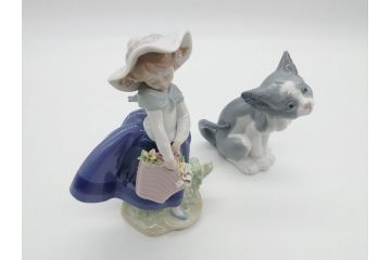 リヤドロ　LLADRO　首をかしげた愛らしい少女　しなやかなフォルムが美しい猫　花籠　リンダ　合計2点セット(フィギュリン、オブジェ、箱なし)(R-060672)