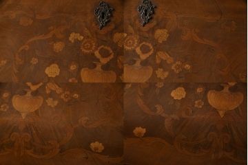中古　イタリア　高級家具　印象的なフォルムが目を惹く象嵌入りのライティングビューロー(簿記机、引き出し、チェスト、在宅用、在宅ワーク用、ワークデスク)(定価推定約90万円)(R-060684)