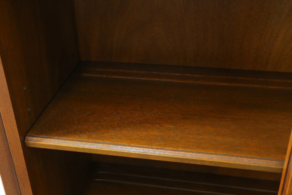 中古　美品　DREXEL HERITAGE(ドレクセルヘリテイジ)　Triune(トライユン)　チャイナ　クラシカルな佇まいのキャビネット　定価約90万円　(R-060689)