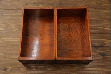 中古　超美品!!　展示品　繊細なデザインの金具が和の雰囲気を高める水屋箪笥サイドボード(食器棚、カップボード、収納棚、戸棚、飾り棚、サイドキャビネット)(定価約60万円)(R-060692)