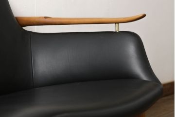 中古　美品　絶版品　キタニ(KITANI)　サクラ(桜)材　フィン・ユールデザイン　FJ-02　美しいデザインが魅力の本革2人掛けソファ(レザー、2P、二人掛け)(定価約108万円)(R-060693)