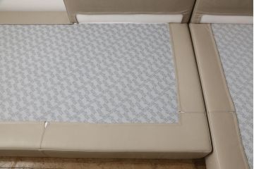 中古　美品　arflex(アルフレックス)　GRAN(グラン)　シンプルモダンな空間づくりに活躍する本革3人掛けソファ(レザー、3P、2人掛け、2P、カウチソファ)(定価約200万円)(R-060694)