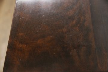 中古　九州民芸家具　クズ布張りの引き戸が味わい深い茶棚(茶箪笥、飾り棚、収納棚、戸棚、キャビネット)(R-060701)