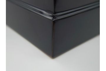 中古　伝統工芸　輪島塗り　凝ったデザインの引手金具と品のある花の絵柄が魅力の小引き出し(チェスト、小物収納、卓上収納)(定価約24万円)(R-060704)