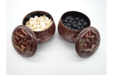 古い　虹色光沢が美しい螺鈿碁笥　碁石(蛤、那智黒、囲碁、箱付)(R-060705)