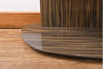 中古　arflex(アルフレックス)　GRAN(グラン)　シンプルモダンな空間づくりに活躍するセンターテーブル(リビングテーブル、ローテーブル、サイドテーブル)(定価約28万円)(R-060709)