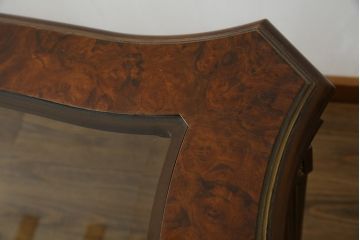 中古　DREXEL HERITAGE(ドレクセルヘリテイジ)　上品な佇まいが魅力的な大型ダイニングテーブル(4人掛け、6人掛け、8人掛け、食卓)(R-060712)