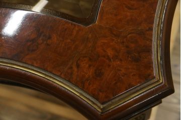 中古　DREXEL HERITAGE(ドレクセルヘリテイジ)　上品な佇まいが魅力的な大型ダイニングテーブル(4人掛け、6人掛け、8人掛け、食卓)(R-060712)