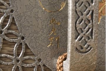 中古　最高級!　桐芸士戸崎要　かねはち謹製　衣装盆20杯　日本一と言われている会津の桐を堪能できる!　隠し付き会津総桐箪笥(胴厚、四方丸、和たんす、衣装箪笥、着物箪笥、桐タンス)(R-060717)