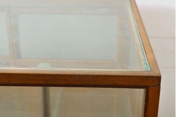 和製アンティーク　ナラ(楢)材　どこか懐かしい雰囲気漂うレトロな大型ガラスケース(ショーケース、カウンター、Gケース、ディスプレイケース、コレクションケース、キャビネット、飾り棚、陳列棚、店舗什器)(R-060720)