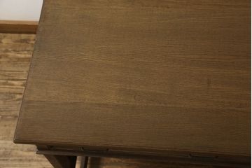 中古　神戸洋家具　ナラ材　挽き物脚が上品な雰囲気を醸し出す片袖机(在宅ワーク用、在宅用、ワークデスク、オフィスデスク、テーブル)(R-060723)