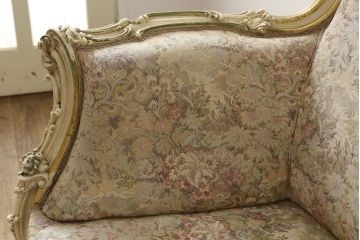 中古　イタリア高級家具　SILIK(シリック)　ロココ調　優雅で上品な空間づくりにぴったりな1人掛けソファ(一人掛けソファ、1P、アームソファ)(定価約60万円)(R-060724)