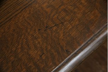 イギリスアンティーク　オーク材　脚の凝った彫刻が魅力的な伸長式ダイニングテーブル(エクステンションテーブル、ドローリーフテーブル、4人掛け、6人掛け、食卓)(R-060725)