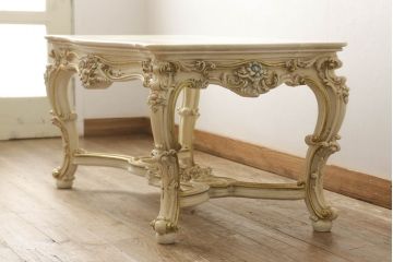 中古　イタリア高級家具　SILIK(シリック)　ロココ調　優雅で上品な空間づくりにぴったりなセンターテーブル(ローテーブル、ソファテーブル、リビングテーブル)(定価約42万円)(R-060731)
